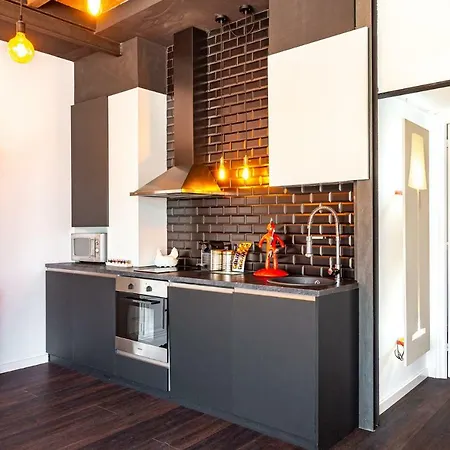 Luxury Penthouses 1 アパート