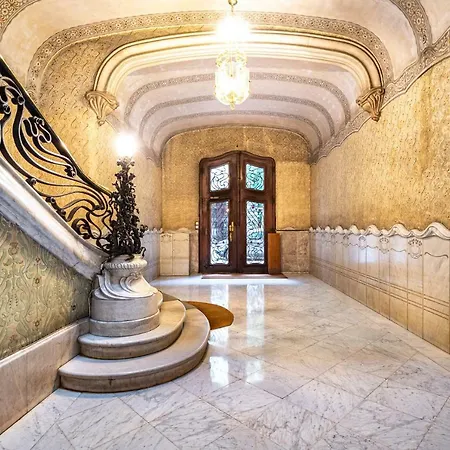 Luxury Penthouses 1 *