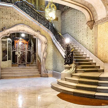Luxury Penthouses 1 公寓